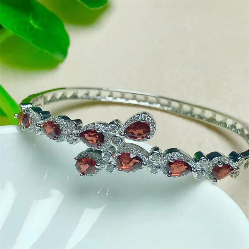 Natural Garnet Bangle Bracelet Fashion Women Healing Jewelry Gemstone Reiki Energy Crystal Stone Holiday Gift 1PCS