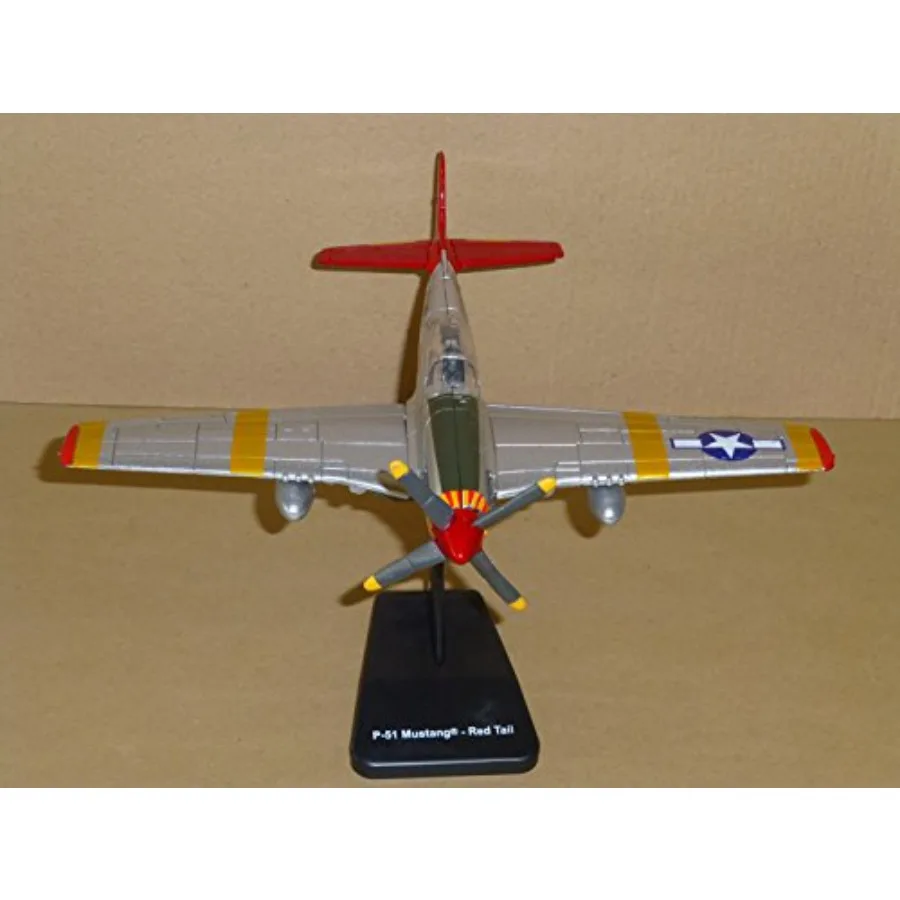 World War II Replica Fighter Air Planes ClassicAircraft P-51D Red Tails 1:48 by New Ray