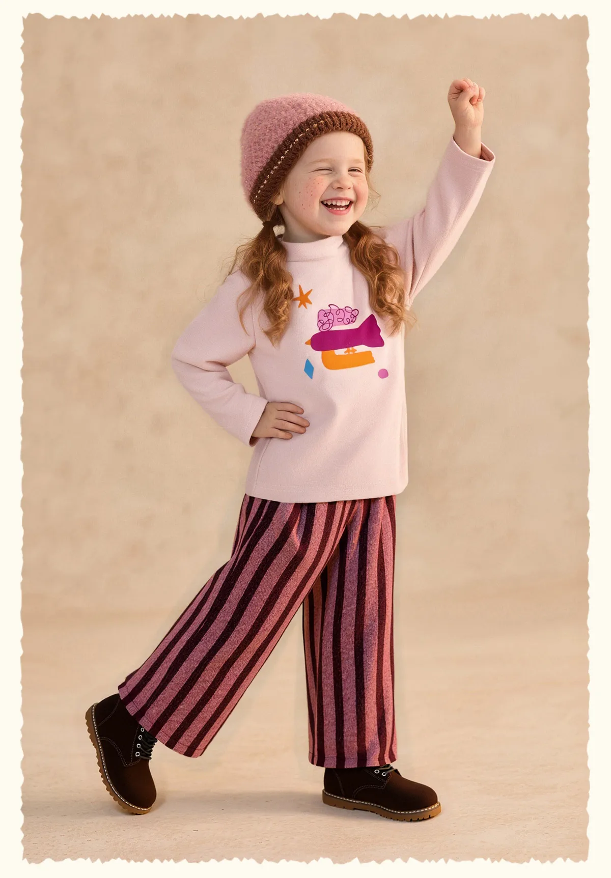 Amila Kids Winter 2026 Mädchenmode Rundhals-Unterhemd Rosa Beige Schwarz Rosenrot Einfaches und Verspieltes Muster – Detail 14