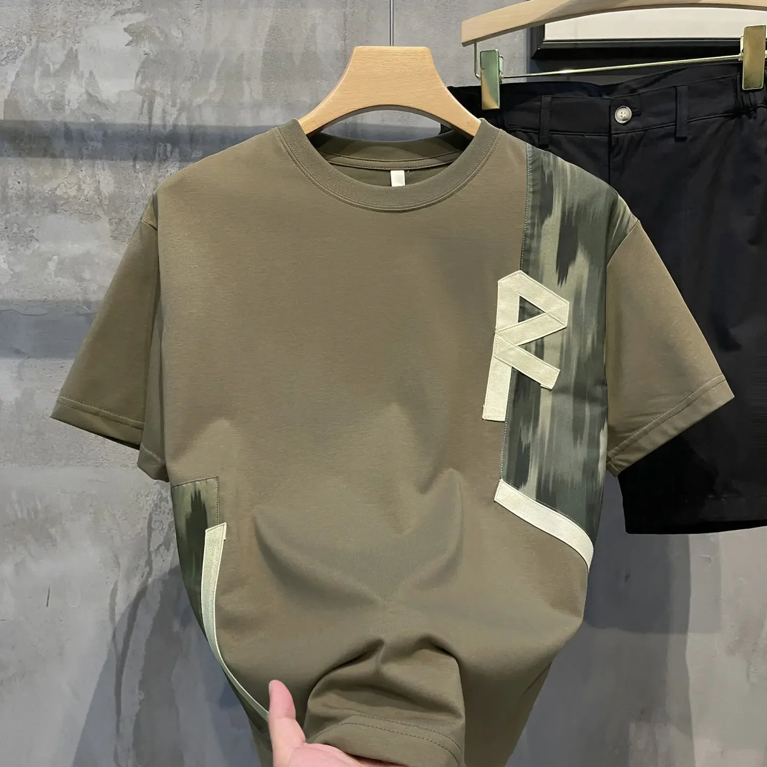 

Мужские футболки Slim Fit, футболка для мужчин, футболка с алфавитом, модная эстетичная одежда, летняя дешевая одежда, корейский оригинальный шик