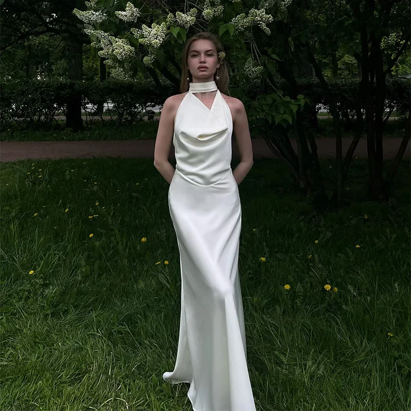 エレガントなサテンパールレースアップマキシドレス、バックレススリムフィットパーティーロングローブ、シックなハイカラー、ホローアウトベスト、2025年レディースドレス