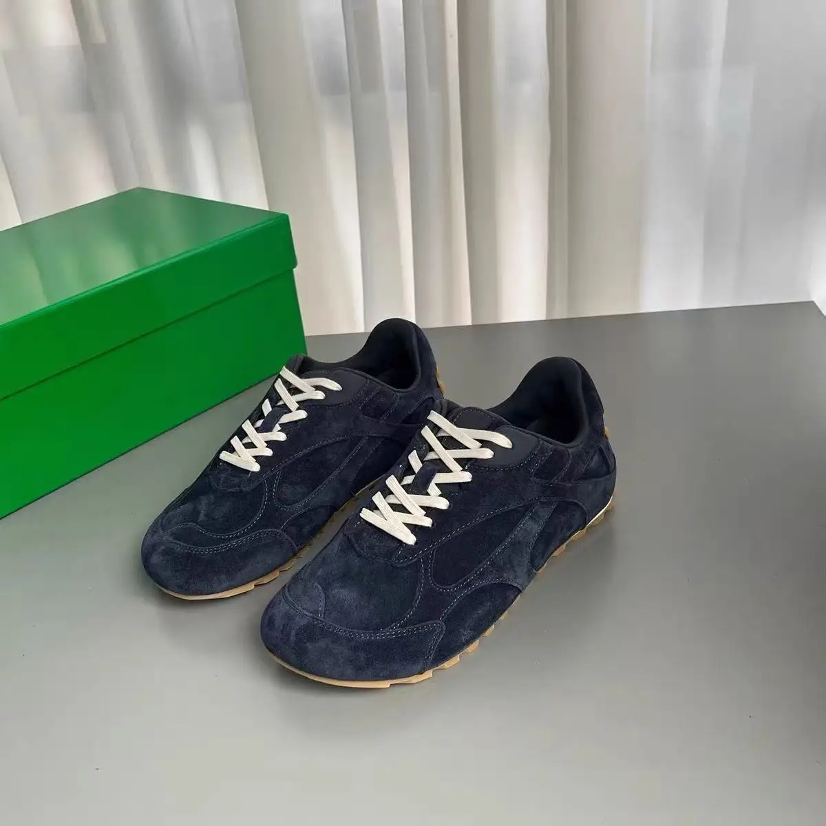 Men's Summer Classic Sneakers Breathable Running Shoes Lightweight Comfortable Casual Shoes