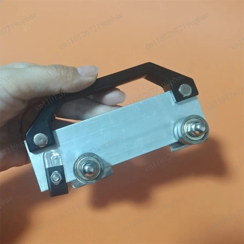 Wheeled Manual Grooving Tool for PVC Sports Vinyl Floor Hand‑Push Slotting Cutter Flooring Construction Installation Tool