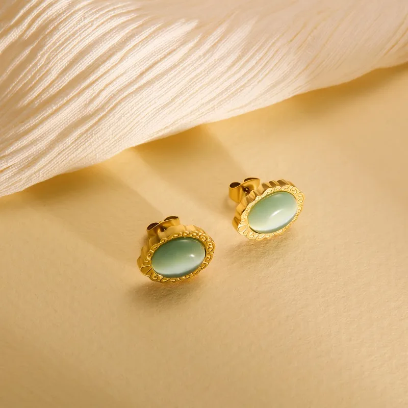 Stainless Steel Vintage Oval Cat Eye Stone Stud Earrings for Women Gold Color Ornate Lace Border Oval Gem Banquet Ear Jewelry