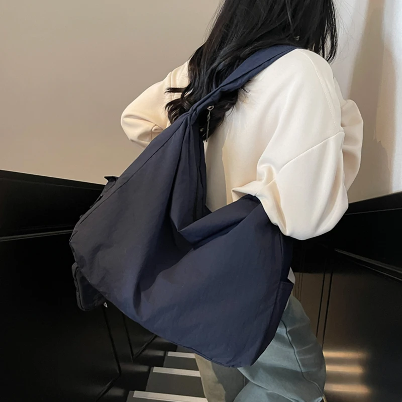 

New 2025 Women's Canvas Tote Bag Slouchy Crossbody Bag Large Capacity Single Shoulder Bag Korean Style Soft Handbag