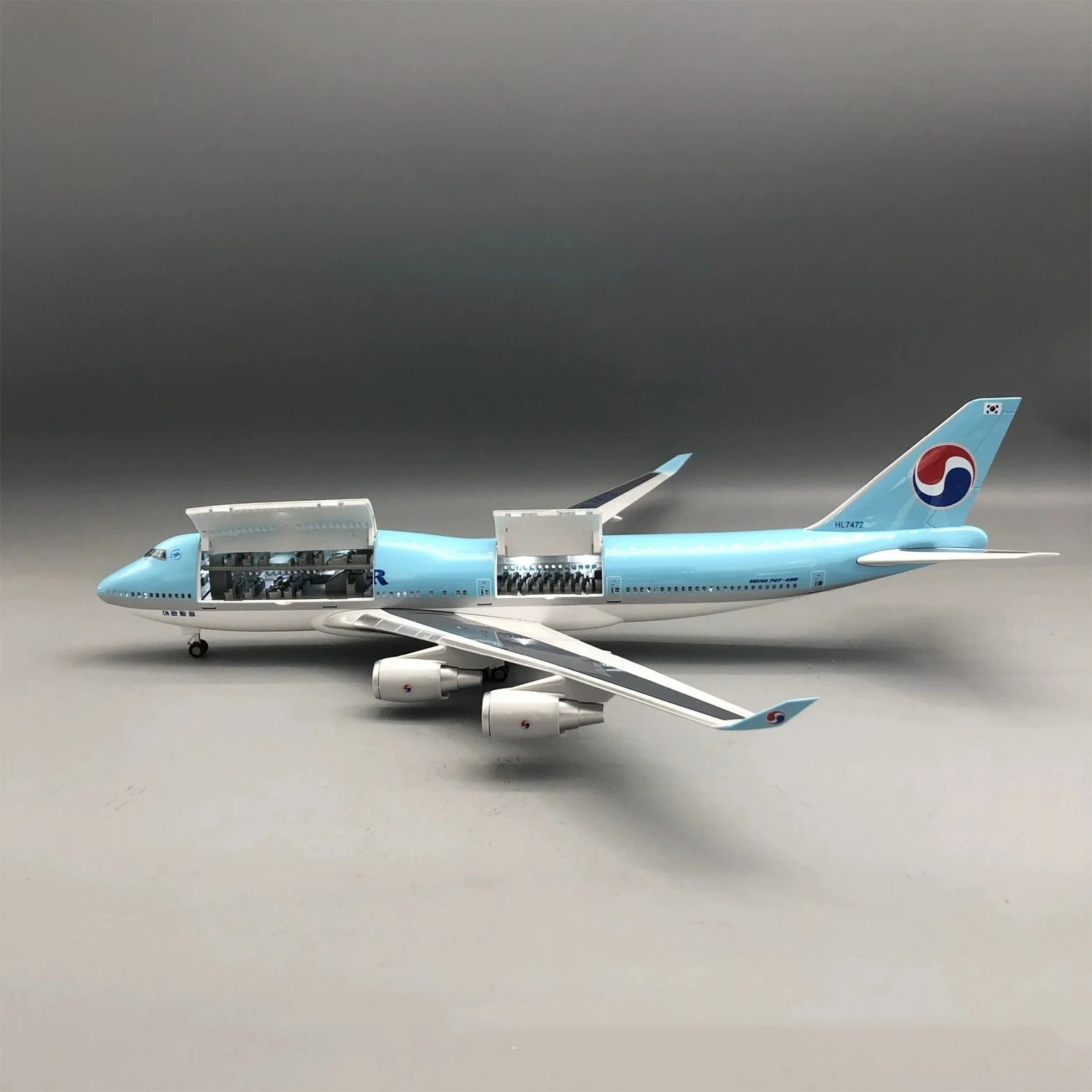 Modelo de Avião em Resina de 47cm B747 Korean Air, Escala 1/150, com Luzes LED e Porta da Cabine que Abre, Brinquedo para Adultos, Coleção Estática