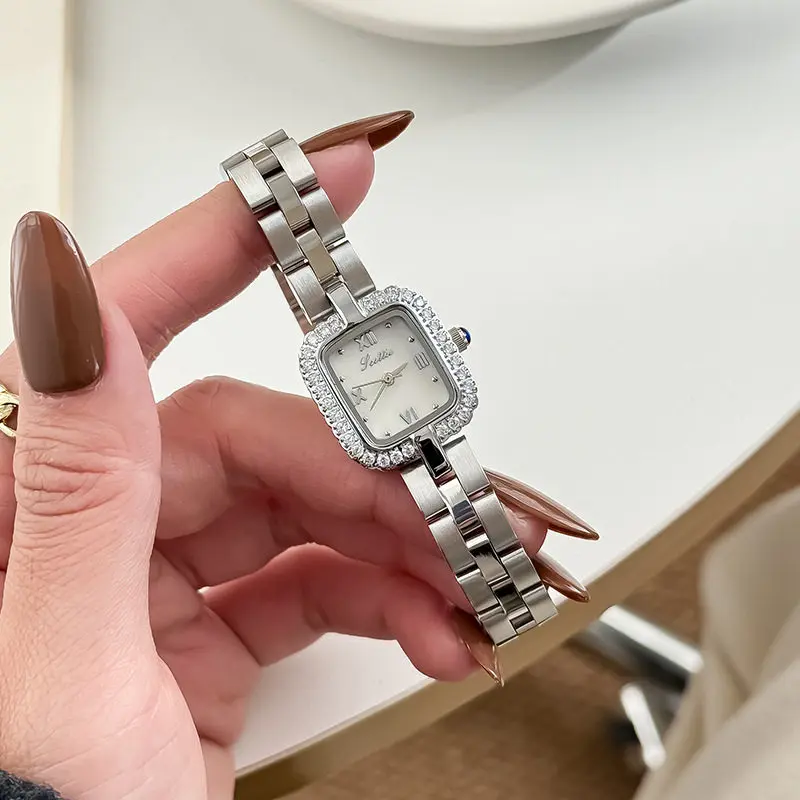 

Elegant Women's Wristwatch, High-End Selected Watch, New Square Alloy Quartz Watch with Leather Strap, Women's Gift