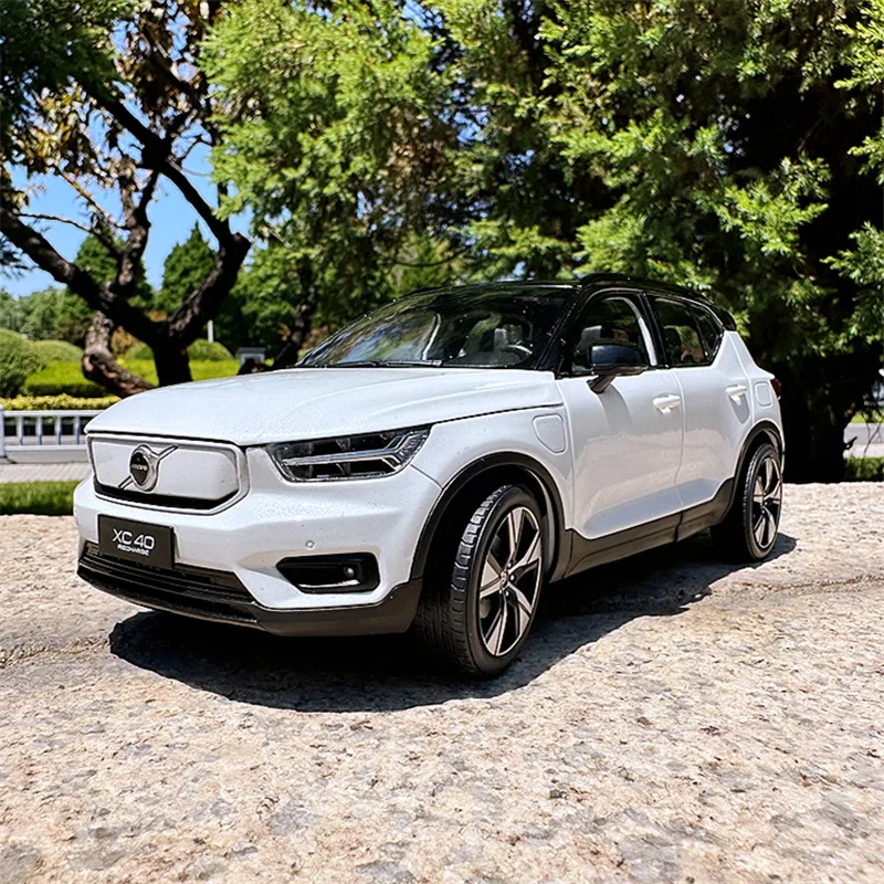 Modèle de voiture SUV en alliage moulé sous pression pour enfants, véhicule jouet, collection de simulation, cadeau en métal, nouvelle énergie,