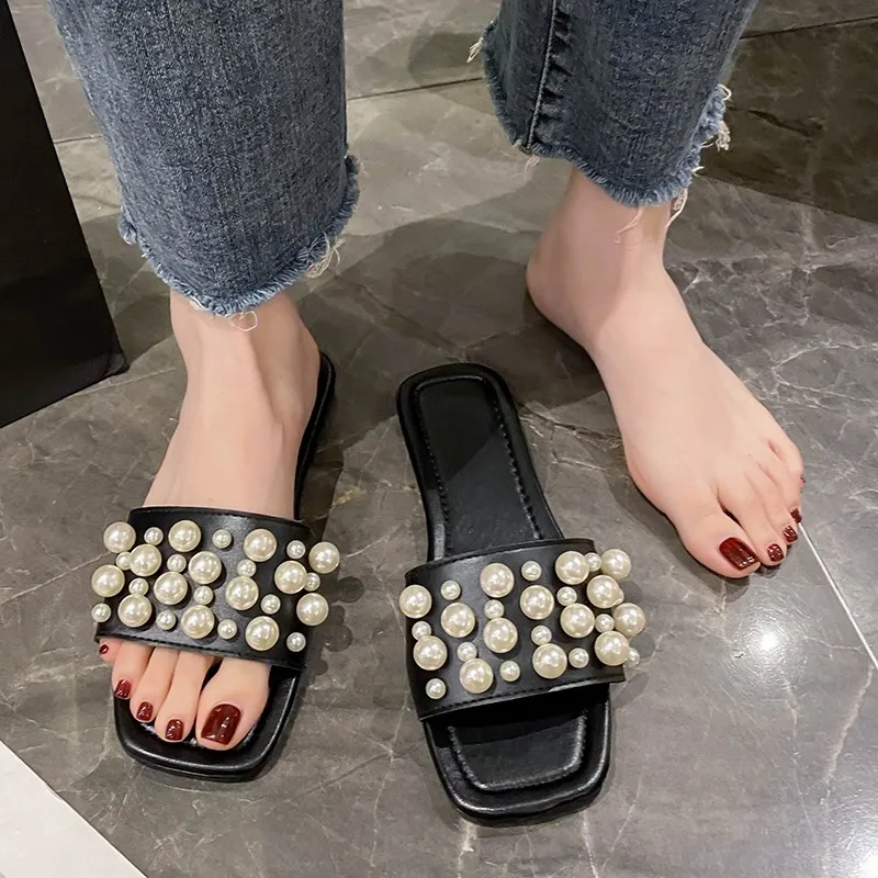 2024 Summer New Fashion Pearl Slippers Women Flat Luxury Outdoor Flip Flops Women Open Toed Design Brand Street Shoes Zapatos