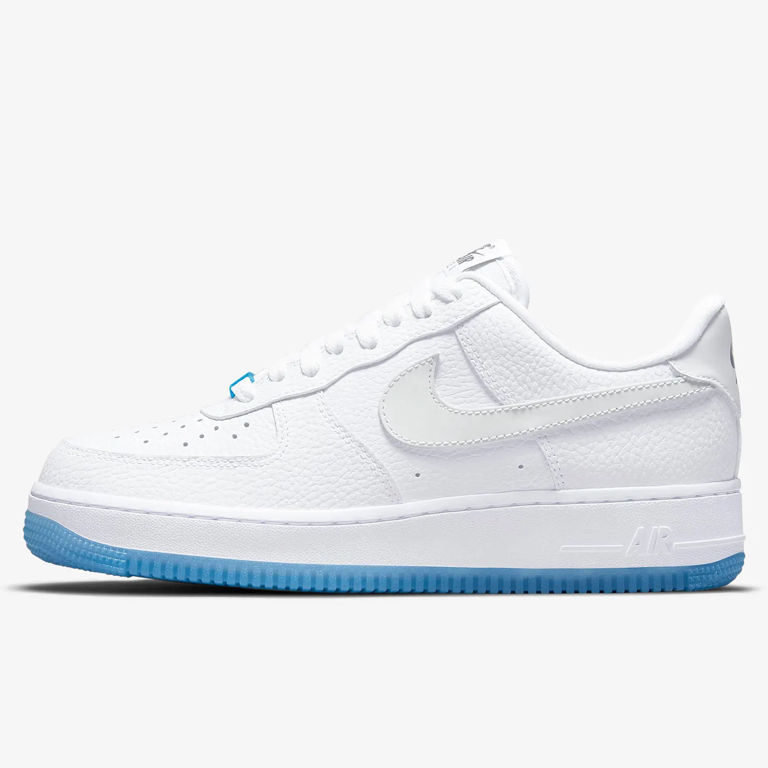 

Оригинальные сезонные новые женские прочные повседневные кроссовки Nike с низким верхом DA8301-101