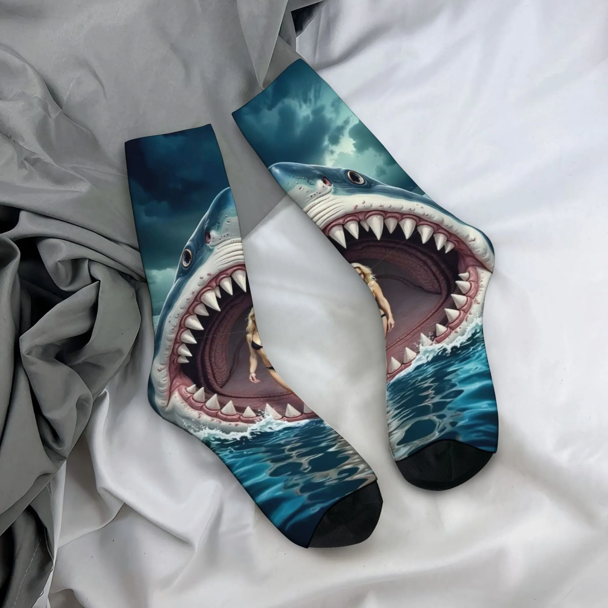 

Сексуальные женские носки Crazy Shark Happy, новинка, забавные мужские носки, удобные повседневные модные спортивные носки, уличные носки в стиле хип-хоп, подарок