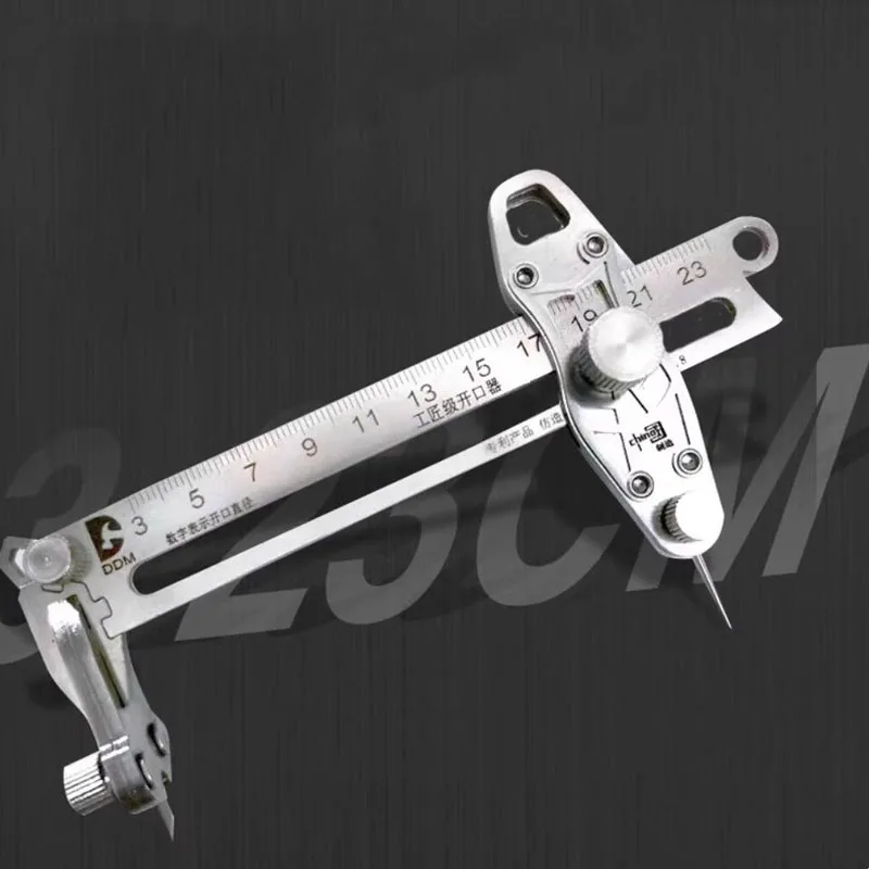 Stainless steel tool with tungsten carbide blade (3-23 cm diameter) - Aluminum ceiling hole opener