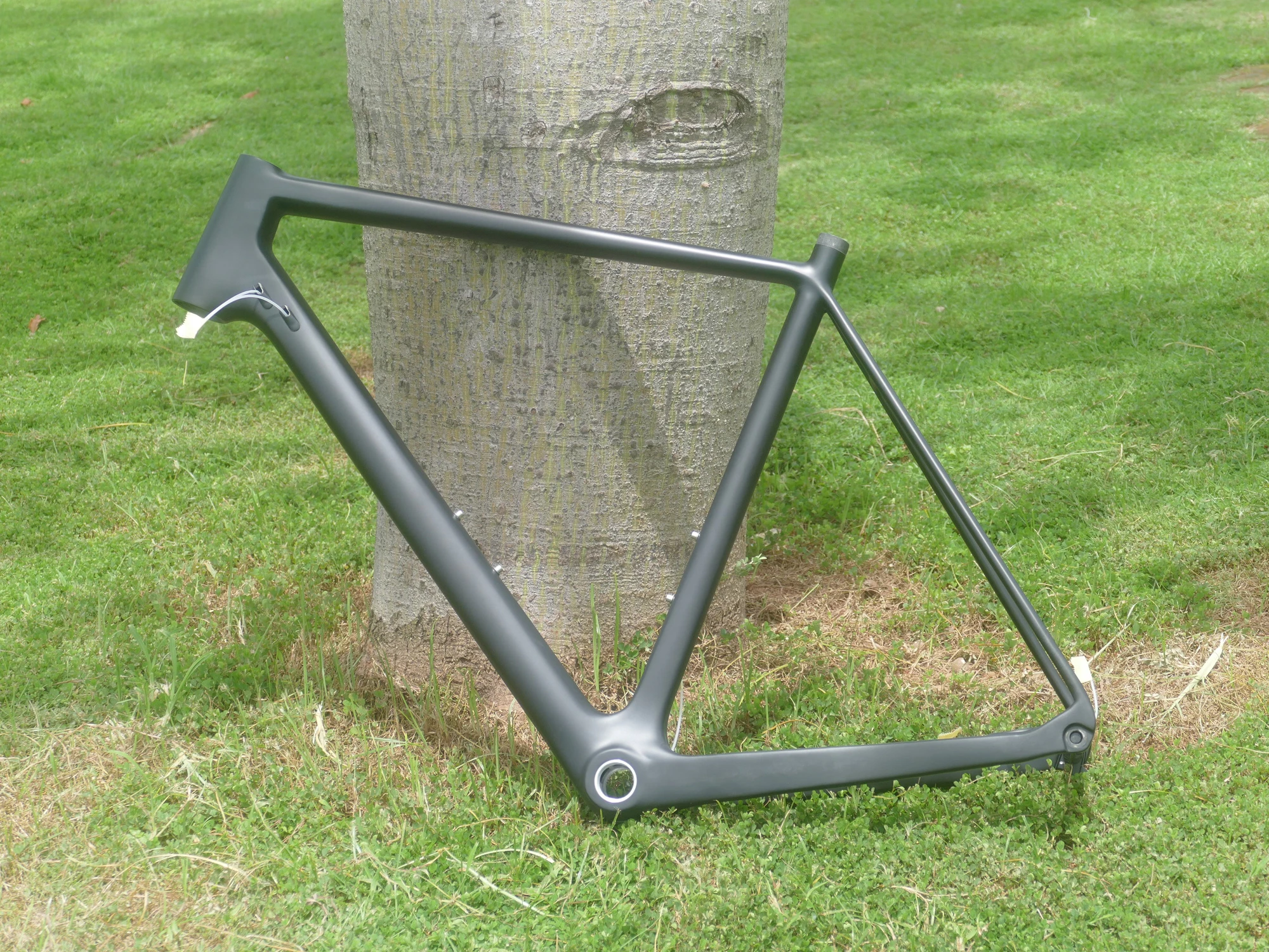 

A1 Full Carbon Matt Cyclocross Bike Frame 49cm , 52cm , 54cm , 56cm , 58cm Thru Axle