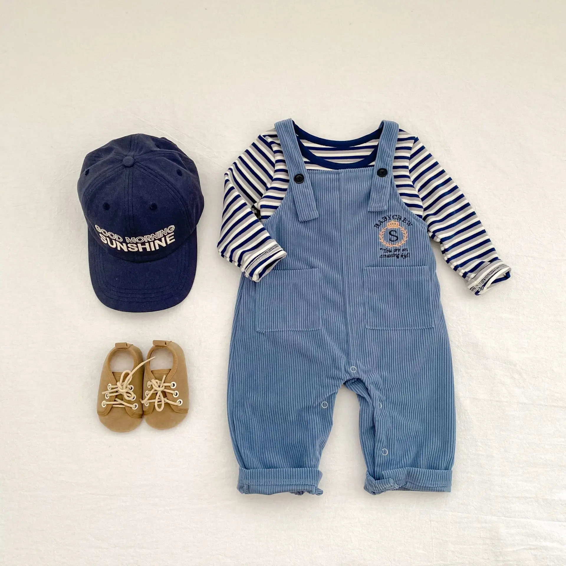 

‌ Весенне-осенний детский вельветовый комбинезон с топами, комплект из 2 предметов для малышей 0-4 лет, милая удобная игровая одежда