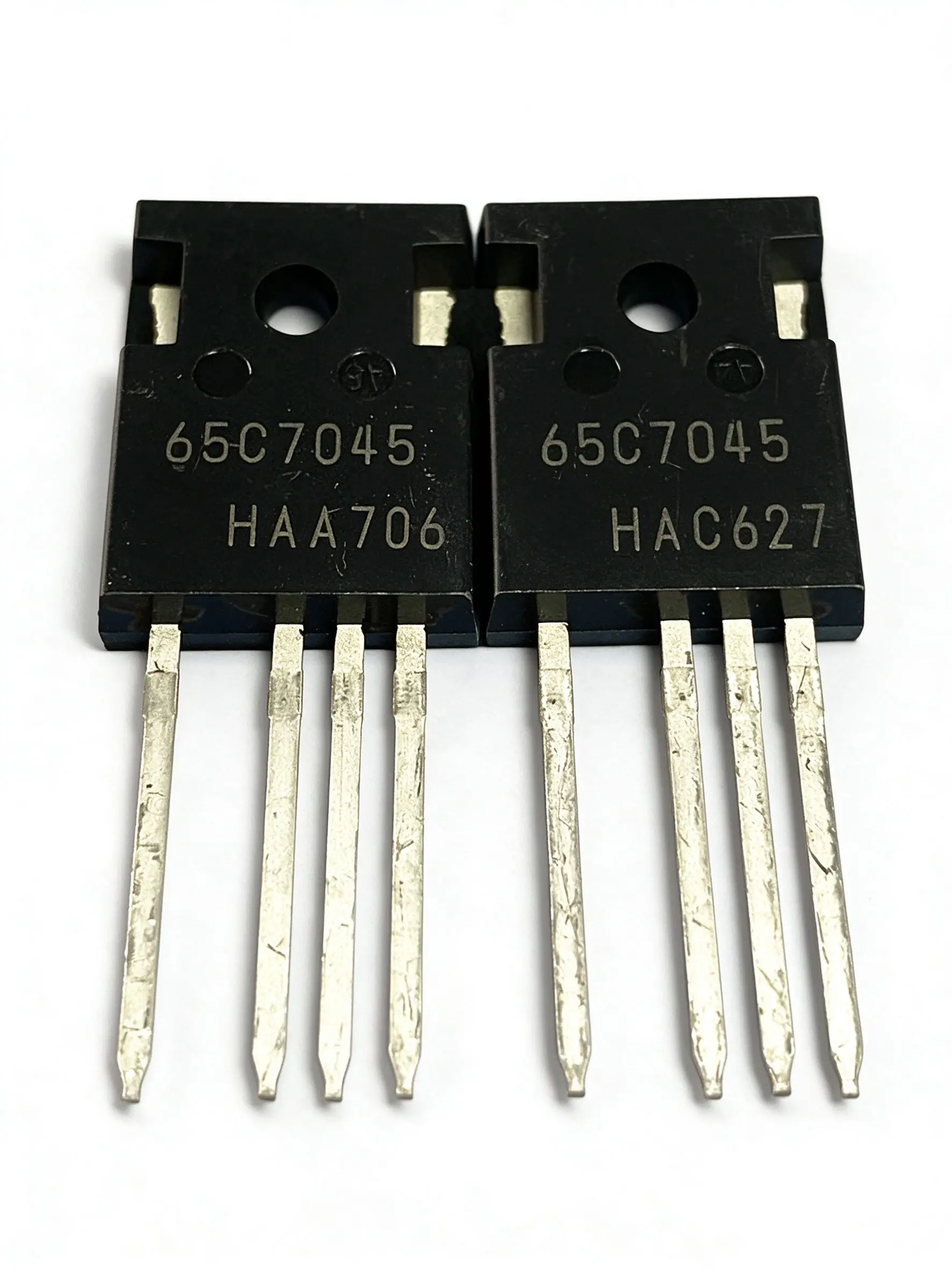 5piece IPZ65R045C7 65C7045 700V 212A TO-247-4