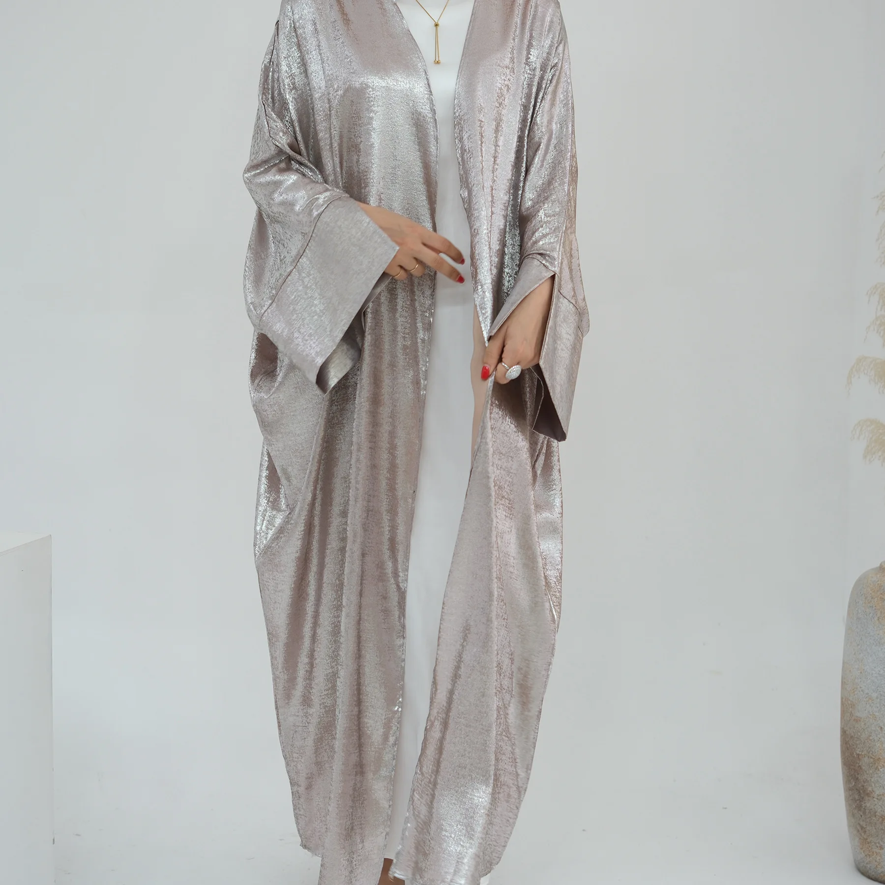 Muslimische Mode Strickjacke Abaya Shinny Polyester Modest Frauen Abaya Muslimischen Kleid Dubai Offene Abaya Mode Islamische Kleidung
