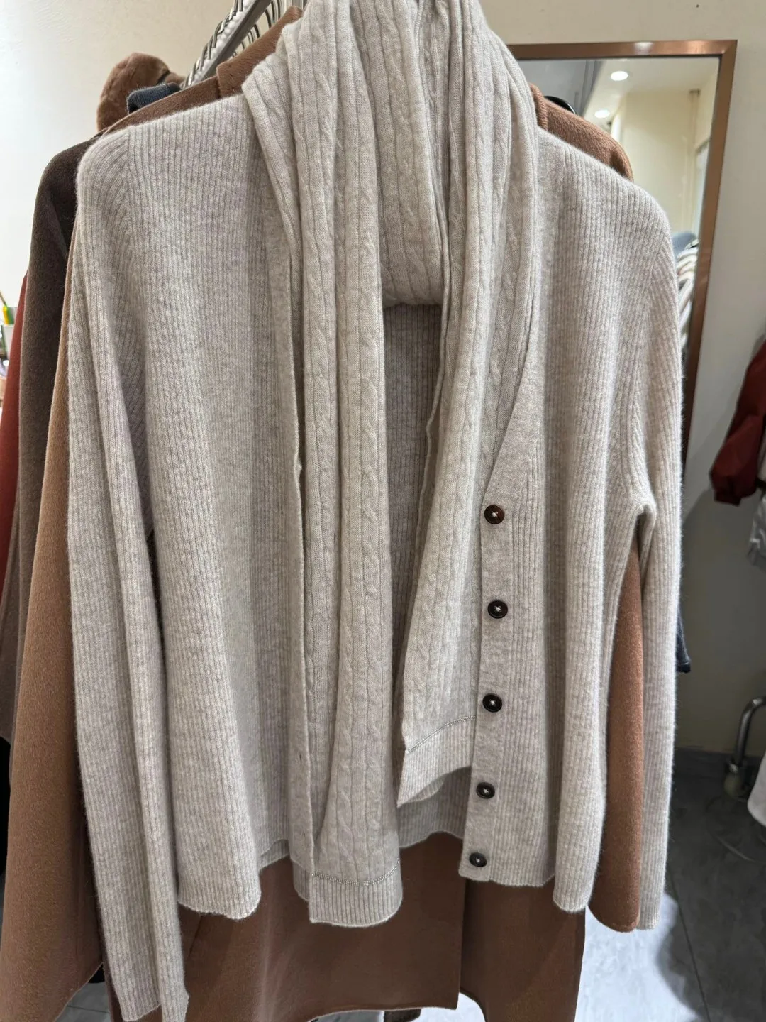 Autumn Winter  Women's V-neck Cashmere Cardigan Long-sleeved Slim Fit Sweater Female Beaded Top's