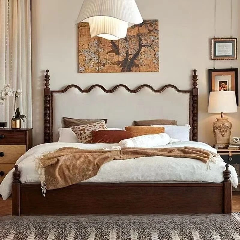 Cama de casal medieval de madeira maciça retrô francesa de cinza