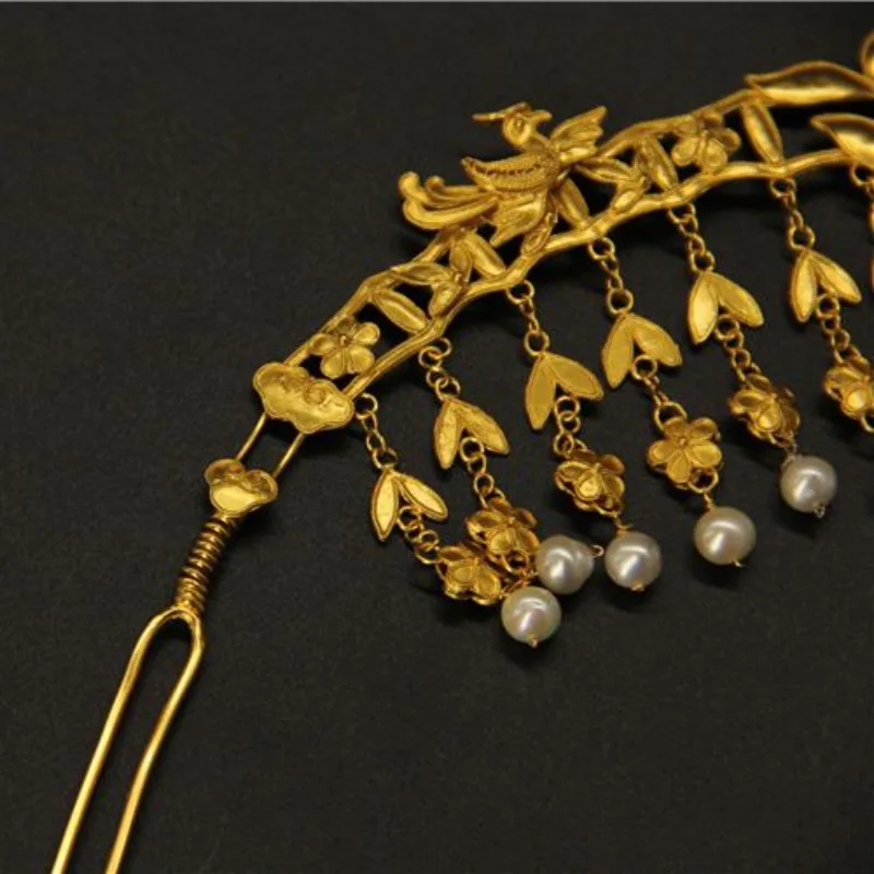 

Позолоченная медная заколка для волос «Ландыш» с дизайном встряхивания в виде ступеней, украшение для волос Hanfu для женщин, традиционный праздничный подарок