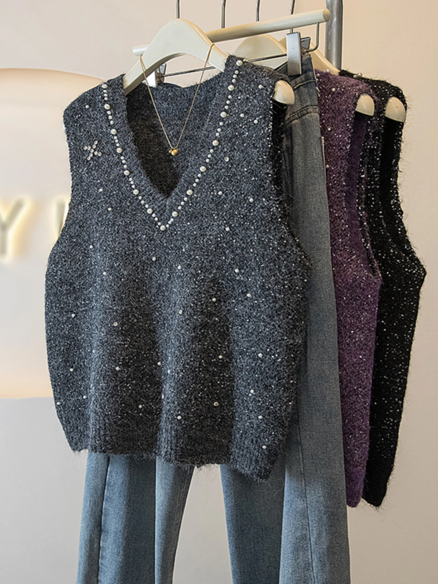Heavy Embellished Sequin V-Neck Knitted Vest Women's Spring Autumn plus Size Sleeveless Top Glittering Party Wear Outerwear