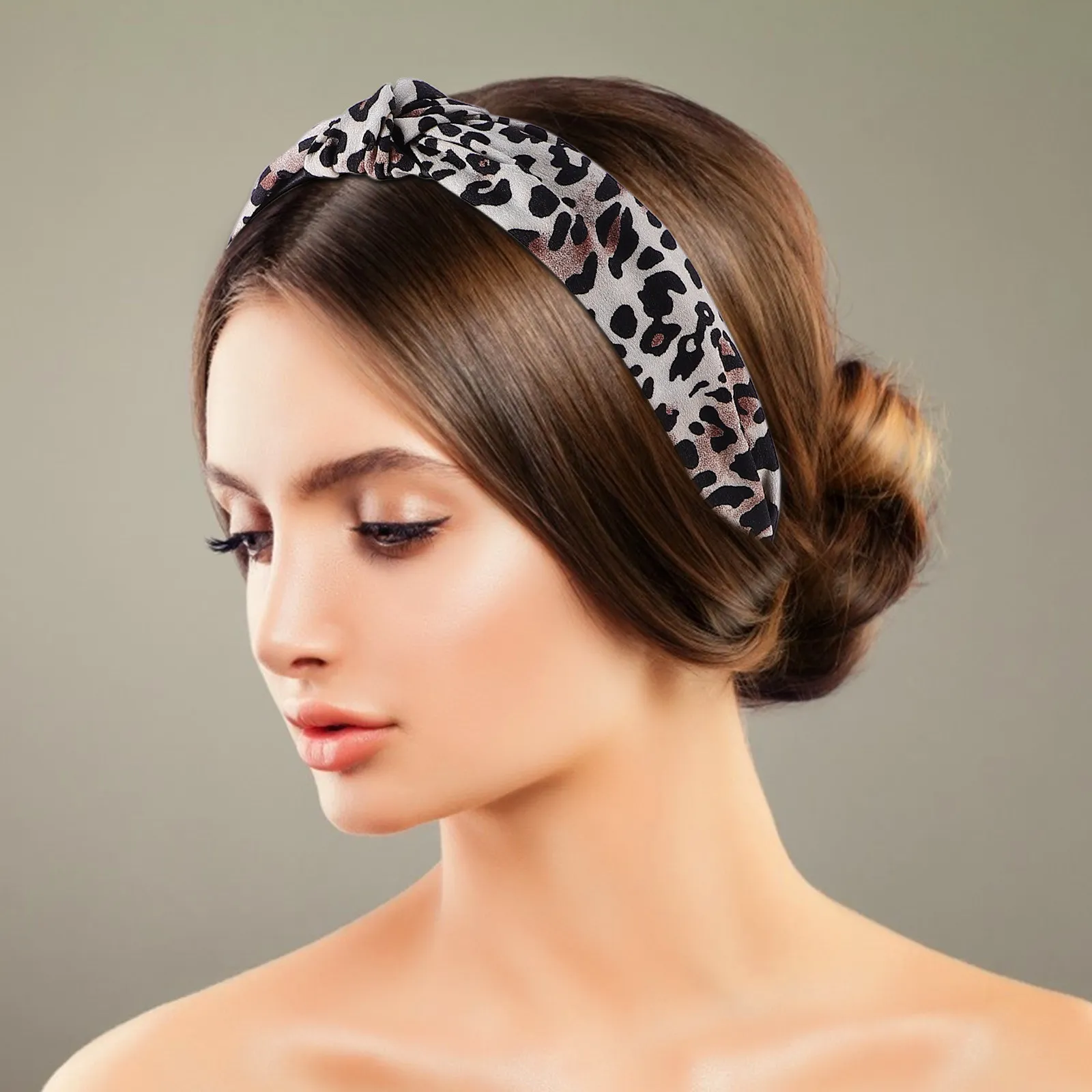 

6Pcs Wide Leopard Hairbands Knotted Design Strong Hold No Clip Damage Ideal for Women Everyday Use Leopard Headband