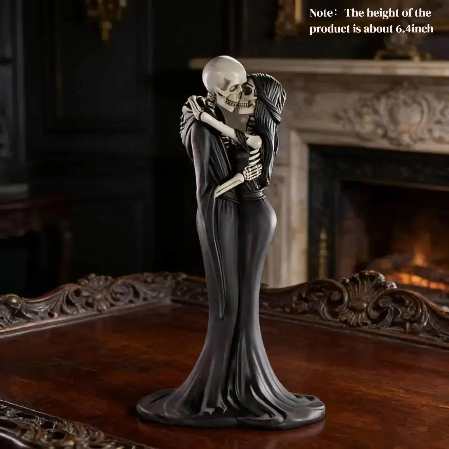 1pc Loving Skull Couple Statue, Skull Figurine, Halloween Scene Spooky Resin Ornament, Home Decor for Indoor Bedroom, Living Room, Dark Atmosphere Sculpture, Charming Collectible, Desk Ornament, Dark Figure Decor