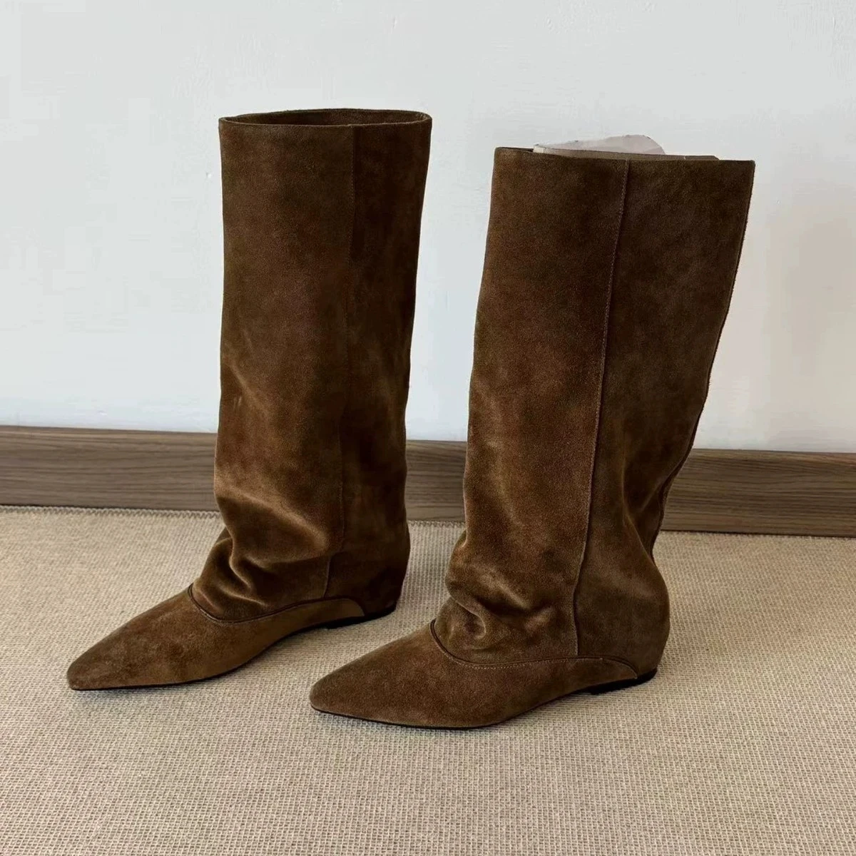 

2025 Winter Street Style Pointed Toe Knee-High Boots Women Low Heels Shoes Female Long Booties Women Shoes Zapatos De Mujer