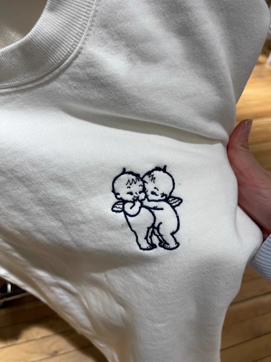 Cute Angel Baby Embroidery White Sweatshirt Woman Long Sleeve O-Neck Cotton Sweet Pullover Casual Preppy Style Sweatshirts Y2k