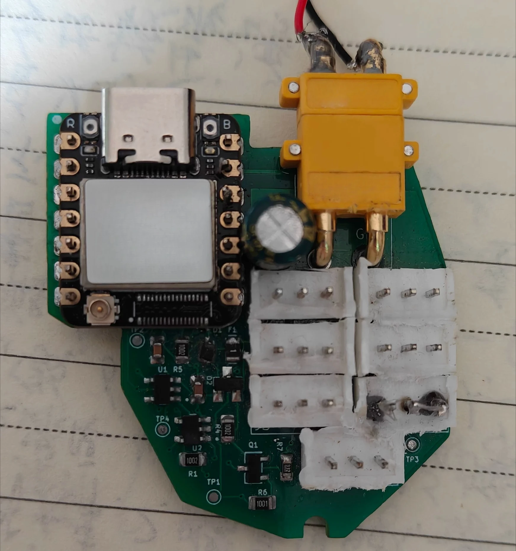 Robot Hand DIY Kit Sturdy Preassembled Soldered PCB Board with ESP Main Controller Plug and Play for Robotics Learning Project