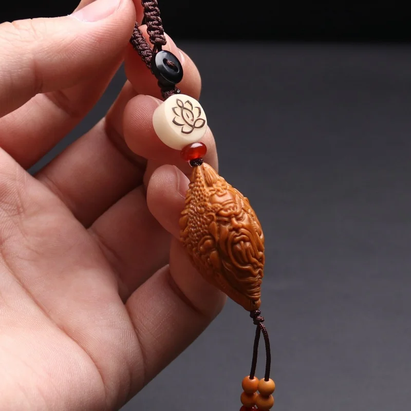 New Five-Year Old Olivary Nucleus Hand Carved Single Seed Oath of the Peach Garden Pendant Stone Carving Guan Gong Once upon a T