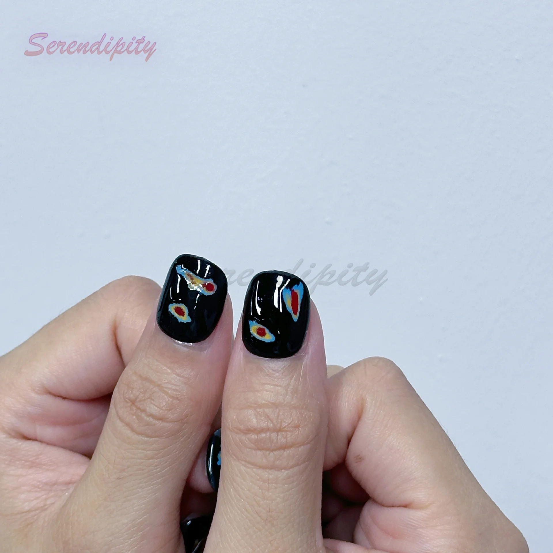 10Pcs Press On Nails Art Dark Heat Imaging Spicy Girl Short Round Nails Ins Style Simplicity Handmade Detachable Wear Fake Nails