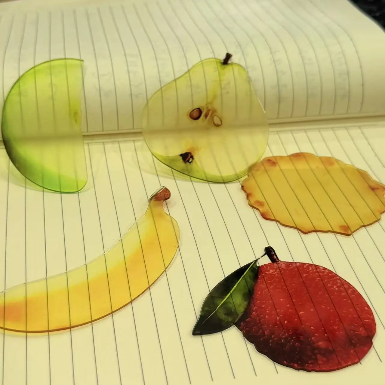Creative Fruit Slice Bookmark Simulation Funny Apple Watermelon Fig Fruit Translucent Fixed Book Cartoon Cute Note Bookmark Gift