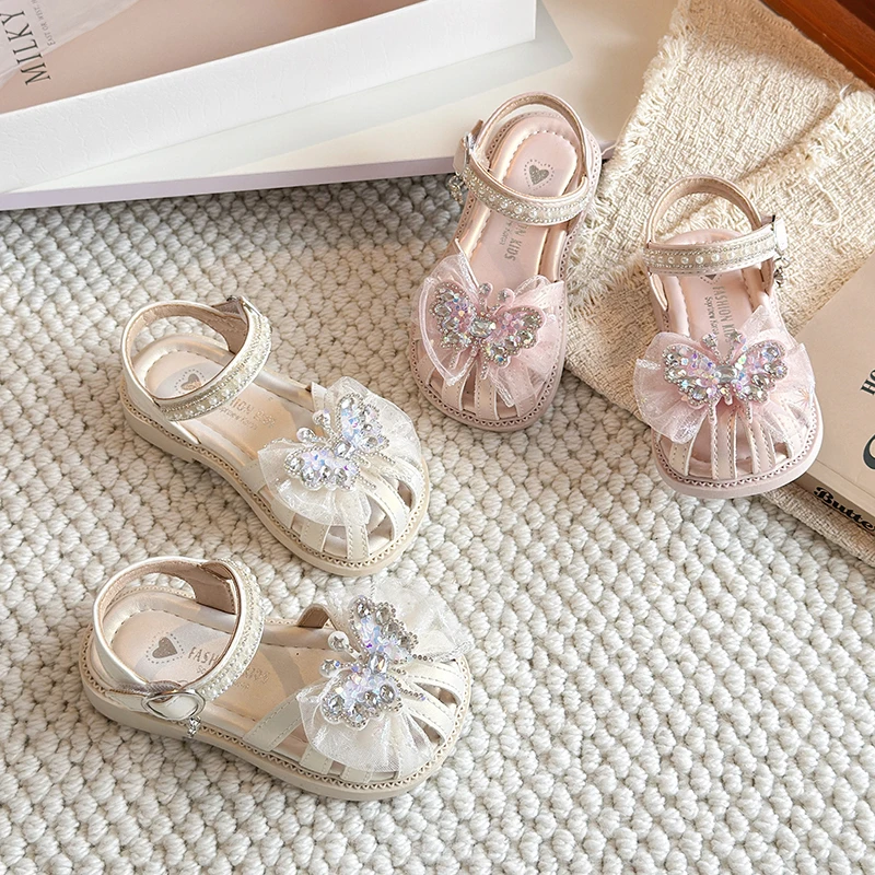

Girls Fashion Sandals Summer Rhinestone Butterfly Children School Sandals Closed Toe Lightweight Outdoor Kids Dress Flat Sandals