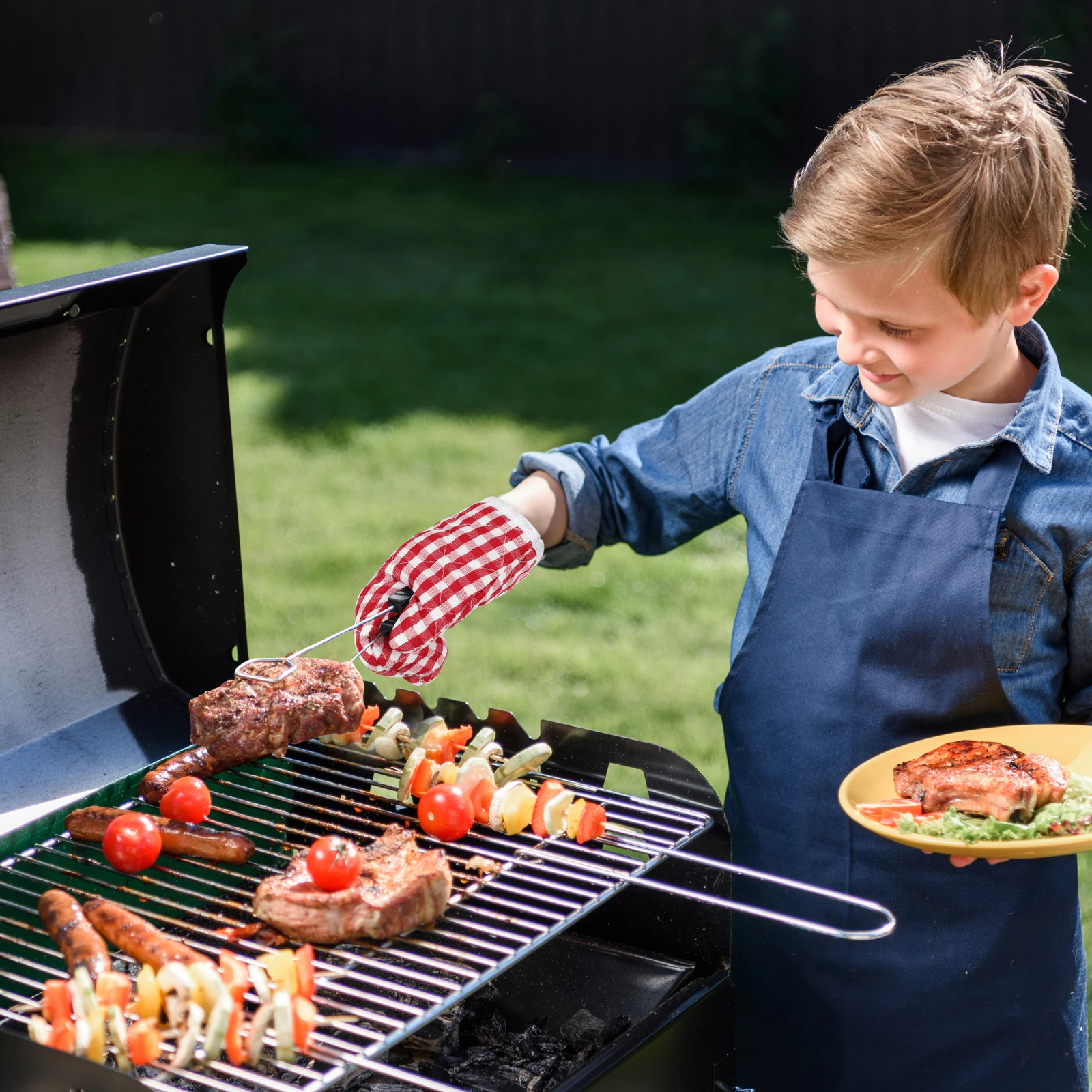 

2 Pcs Childrens Size Oven Mitts Cooking Mits Gloves Anti-scald Baking Mitten for Black