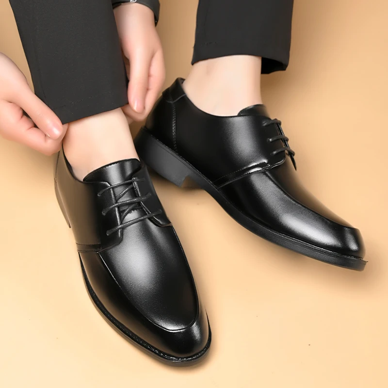 

Модные туфли для мужчин с заостренным носком из лакированной кожи, дизайнерская обувь для улицы, официальных мероприятий, свадеб и торжественных встреч.