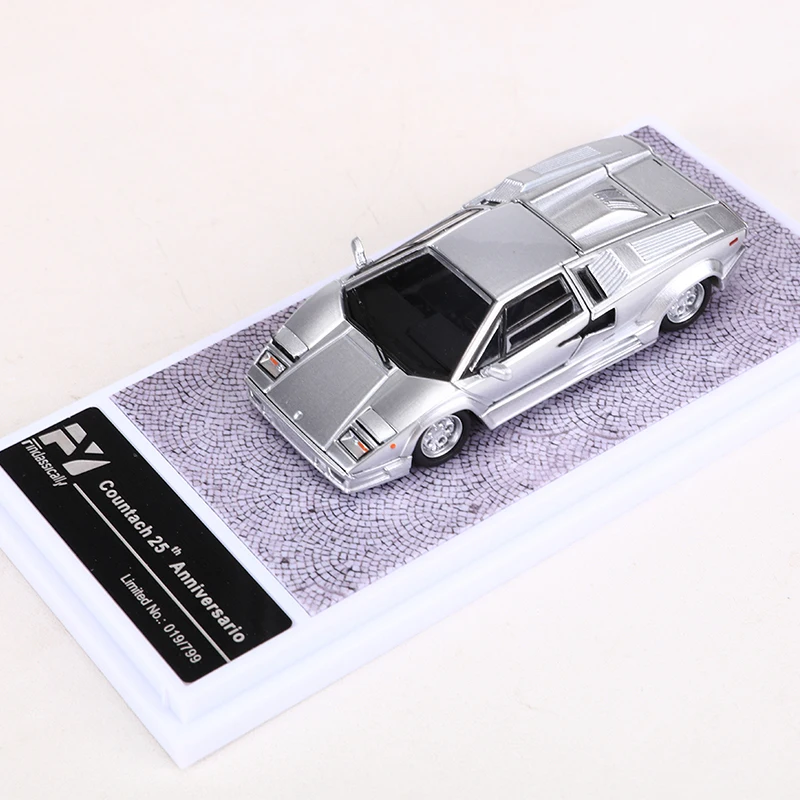 Finclassically 1:64 Countach LP5000S Alloy Model Car