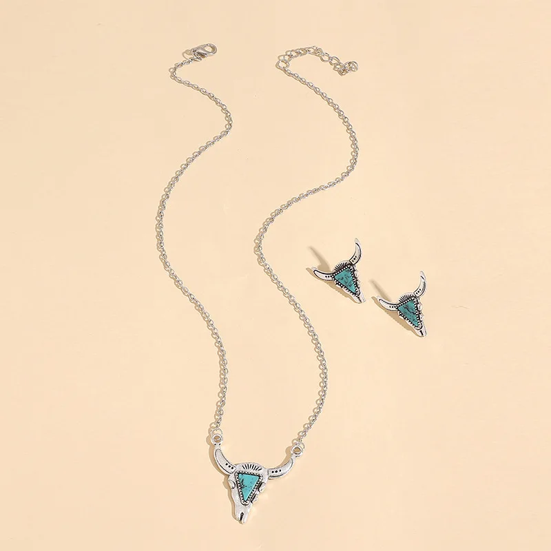 طقم مجوهرات عصري بتصميم عرقي على شكل رأس ثور مع أقراط وقلادة من الفيروز الأخضر #2