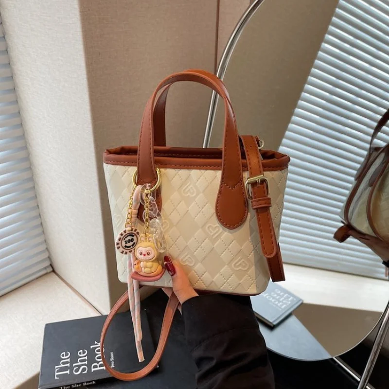 

Classic Messenger Bag With Crossbody Strap, Women's Leather, Famous Designer Elegant Craftsmanship