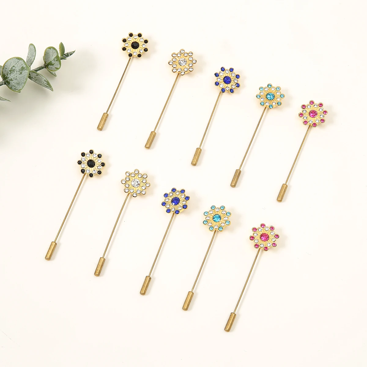 New Snowflake Three Layer Flower Pin For Women Metal Anti-glare Lapel Pin Fixed Clothes Pins Sweater Coat Clothing Accessories ﻿