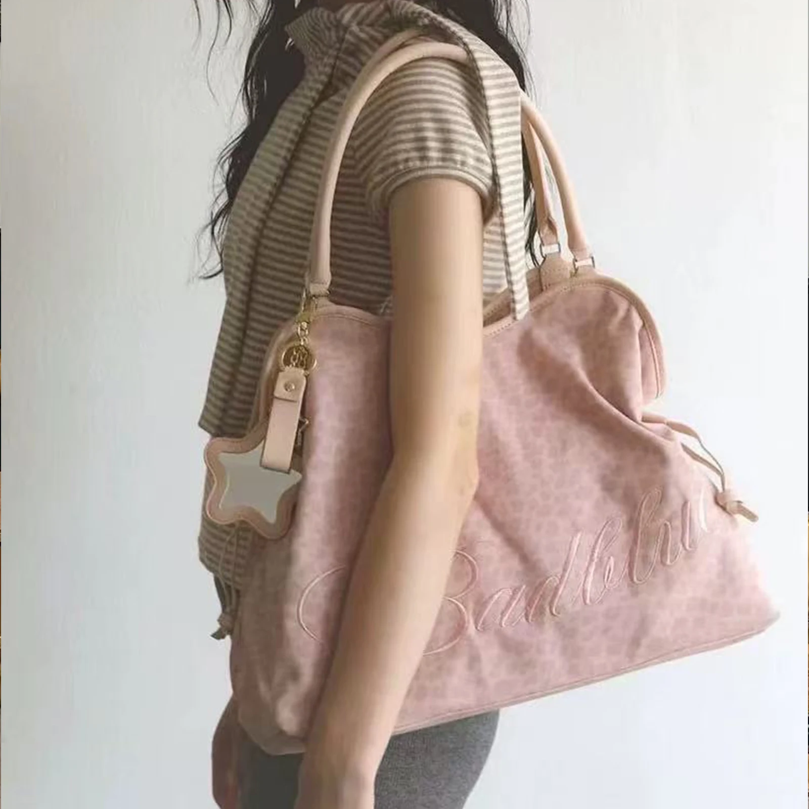 

Women Leopard Print Fashion Shoulder Handbag Top Handle Shoulder Bag for School Work Daily Use