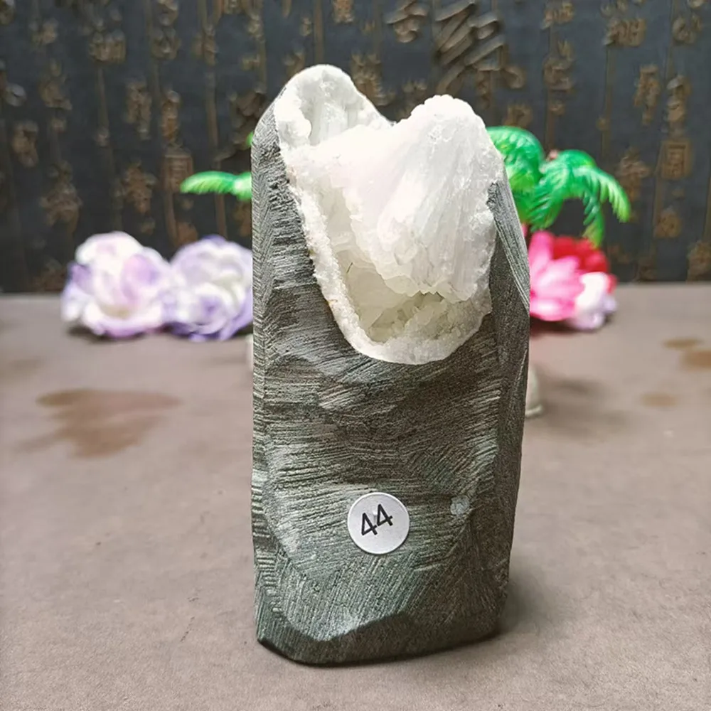 

Natural Quartz crystal caviar Stone Reiki Christmas Gift Ornament