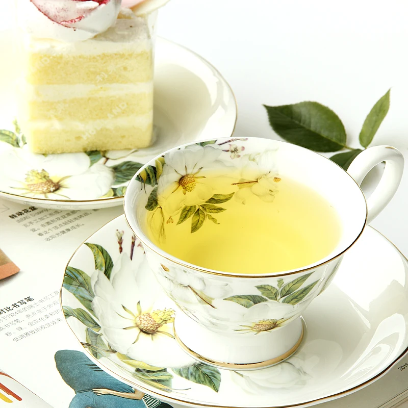 

220ML, Fine Bone China Coffee Cup Set, Floral Enamel Porcelain Ceramic Tea Tazas Cafe Cups and Saucers Gift