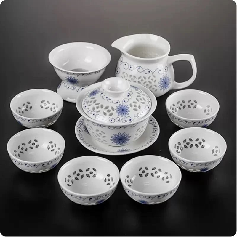 Exquisite Peony Automatic Tea Set Blue and White Ceramic Porcelain Hollow Honeycomb Tea set Teapot Teacup Gaiwan Tea Sets Suit