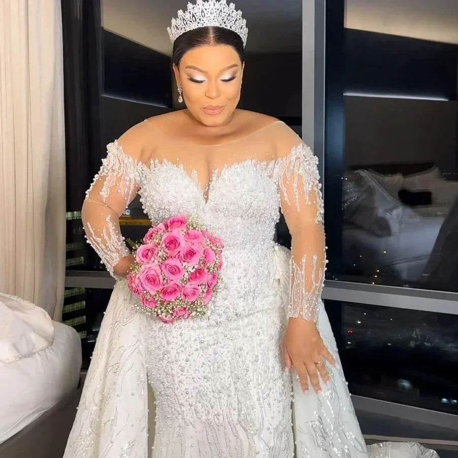 Personalizado africano brilhante contas pérolas vestido de casamento robe de mariée mangas compridas vestidos de noiva da igreja com saia removível