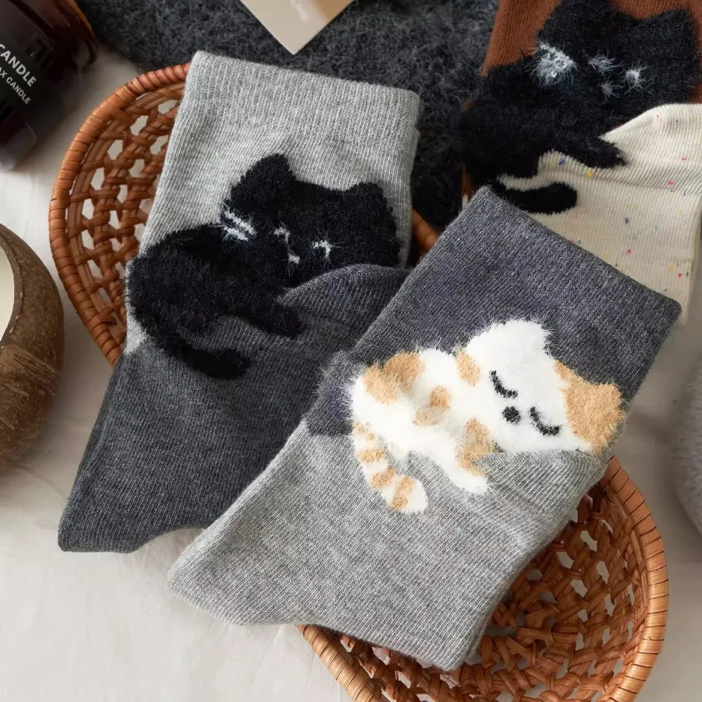 Cute Cat Mid-calf Socks for Women Autumn and Winter Cartoon Flocked Socks Ins Trendy Soft Boneless Casual Breathable Socks