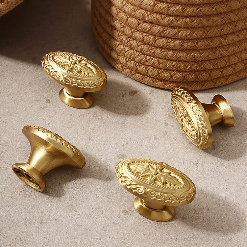 Einloch-Griff im chinesisch-nordischen Stil, runder Griff, leichter Luxus, goldfarben, französischer Stil, aus reinem Kupfer, für Möbel, Kleiderschränke, Schränke und Schubladen. – Detail 1