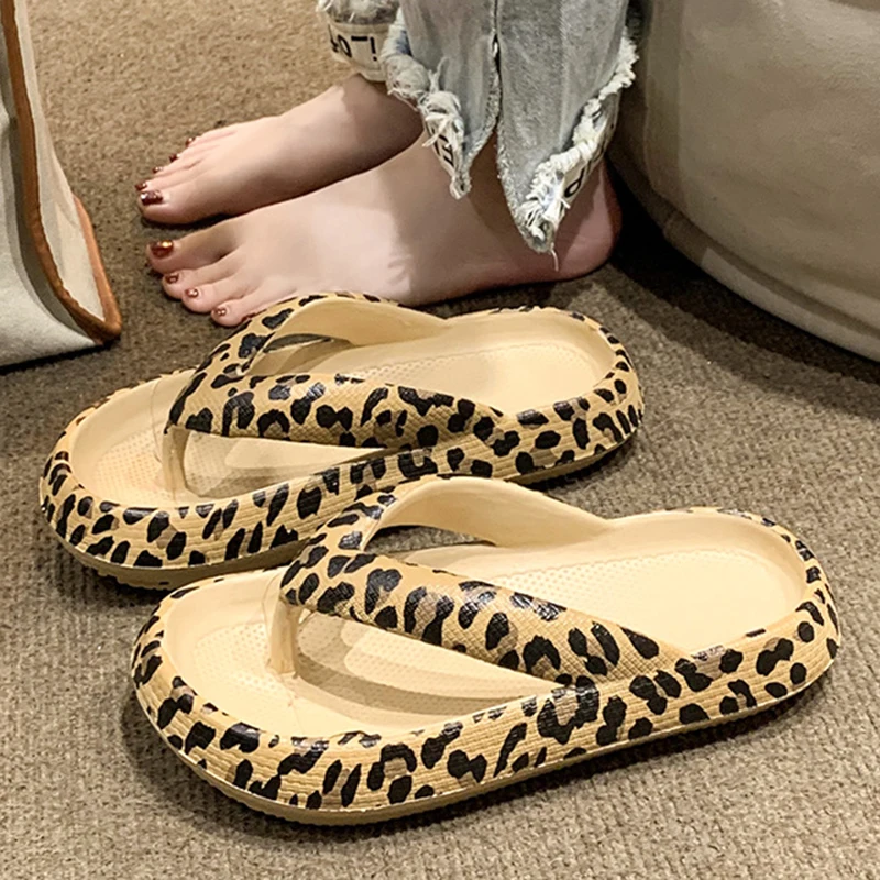 Fashion Leopard Eva Flip Flops for Women Summer 2023 New Clip Toe Platform Slippers Woman Soft Sole Non Slip Beach Slide Sandals