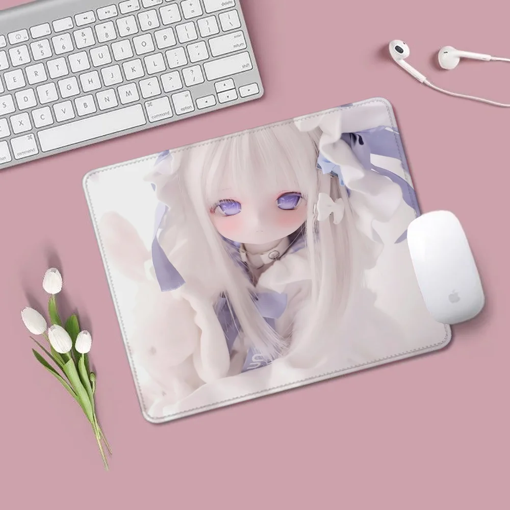 Small Cute Anime Computer Mouse Pad Gaming Mat Barbie Dolls Office Desk Accessories Mousepad Gamer Offices Mats Gadgets Mause