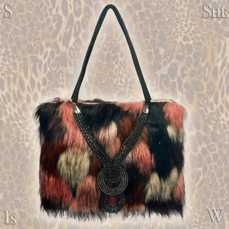 

Европейская/американская ретро-металлическая заклепка, плюшевая женская сумка-тоут, горизонтальная квадратная большая вместительная сумка на одно плечо, модная