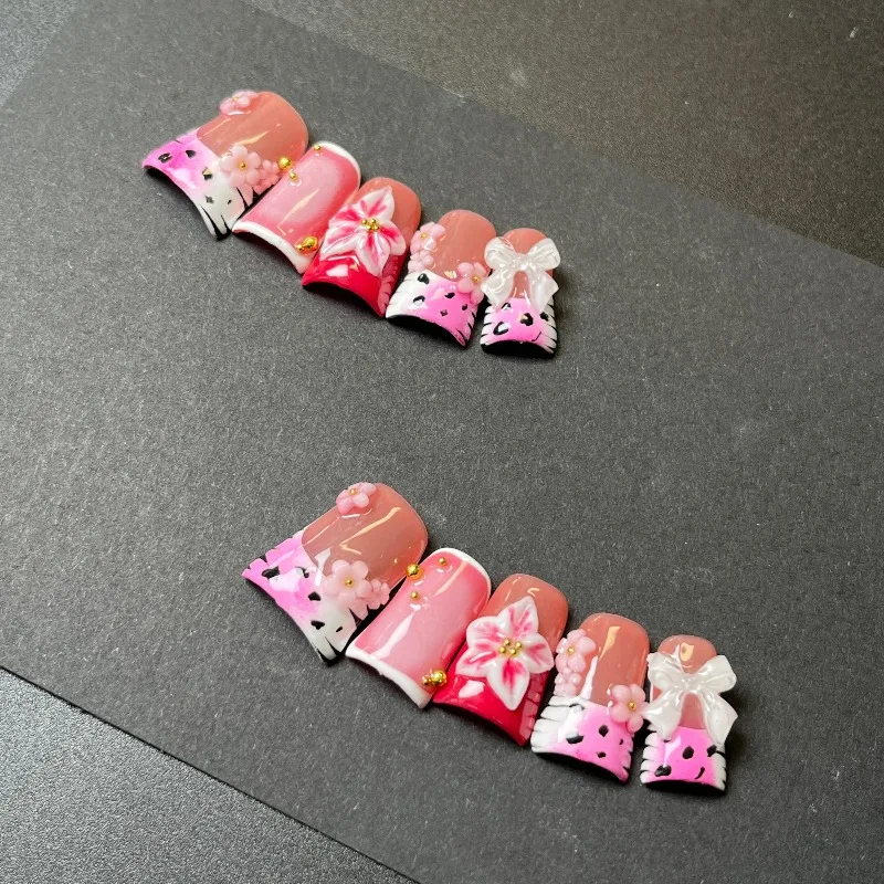 10 pièces à la main Kawaii ongles rose imprimé léopard presse sur ongles 3D arc conception florale mignon bec de canard faux ongles doux Dessert Style